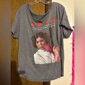 Out of Prints Star Wars Princess Leia t-shirt. EUC. 2X.